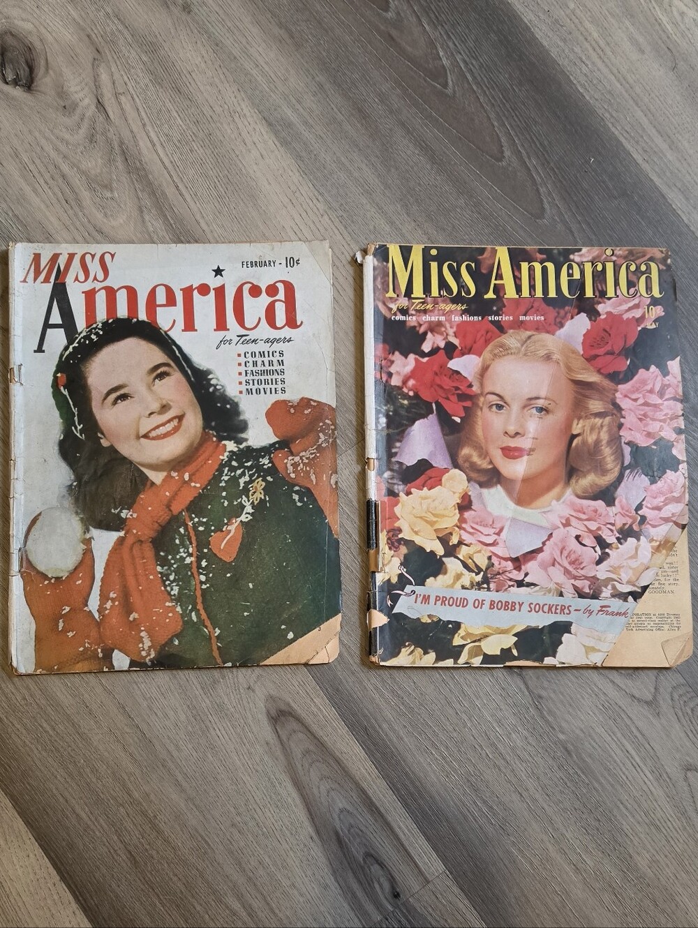Vintage 1945 Miss America Magazine Lot (2) Patsy Walker Marvel Timely Sinatra
